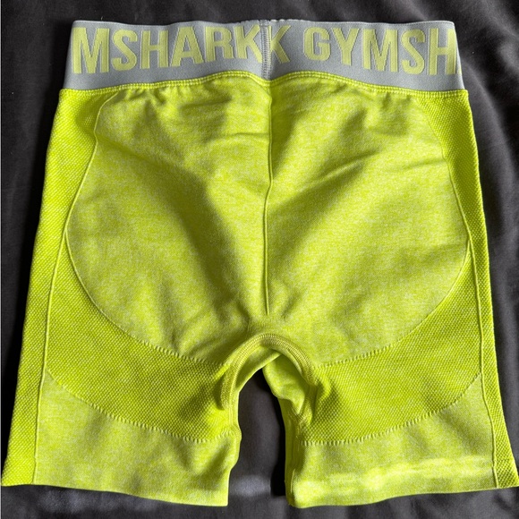 Gymshark Flex Cycling Shorts in Size Small - Picture 2 of 3